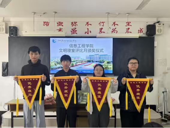 73515023308389004c0d7063ae078d58.jpg 2574d006fc51c61f2cb6b7796847be3e.jpg