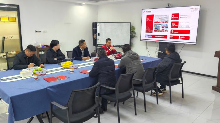 20260228：学院新闻-校企洽谈-3 更改后.jpg