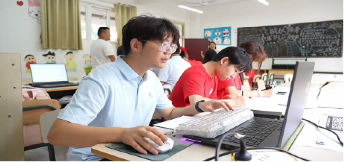 20250909：学院新闻-迎新工作-2 更改后.png