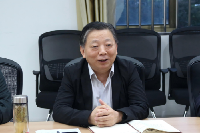 20251021：党团学工-安全工作会议-4 更改后.png