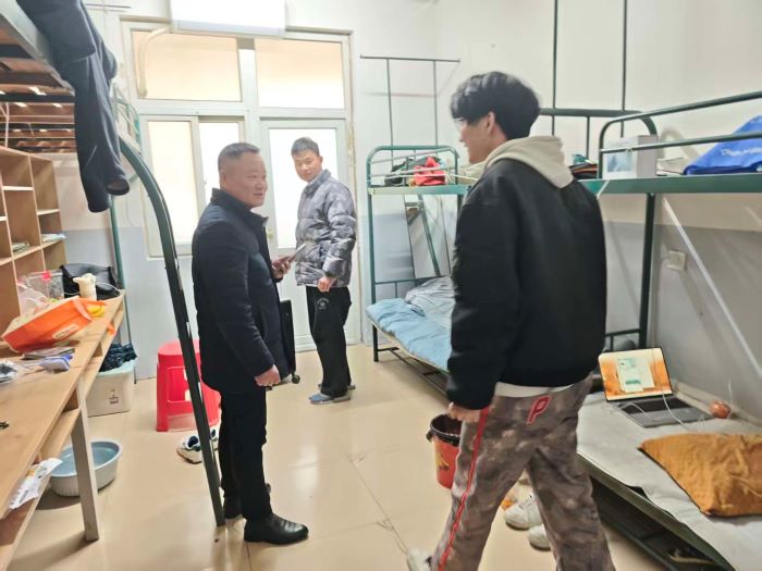 20260306：学院新闻-带队查寝-2 更改后.jpg