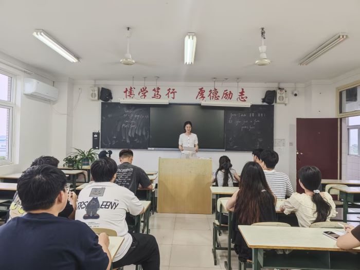 20260513：教育教学-学委座谈会-1 更改后.jpg